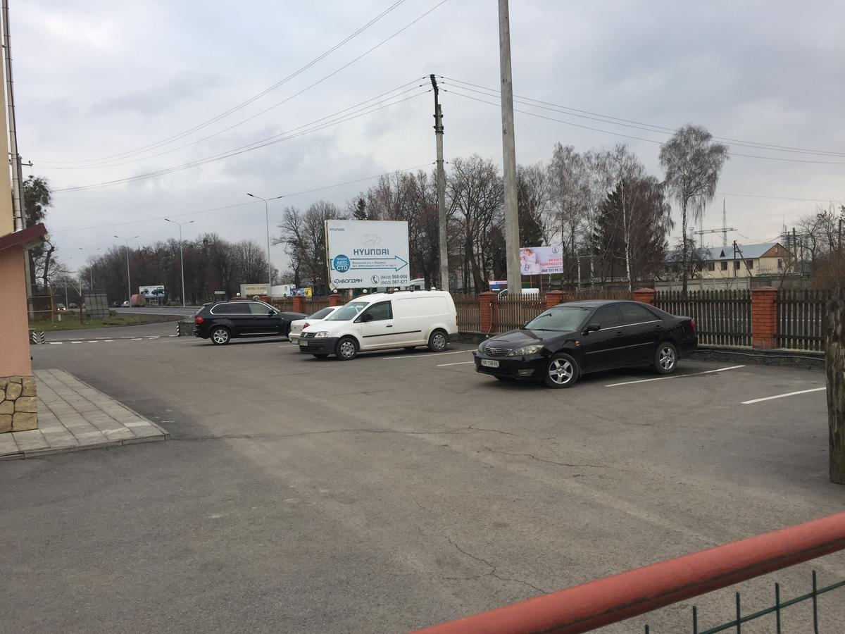 Podilskii Dvir Yakushintsy Екстериор снимка