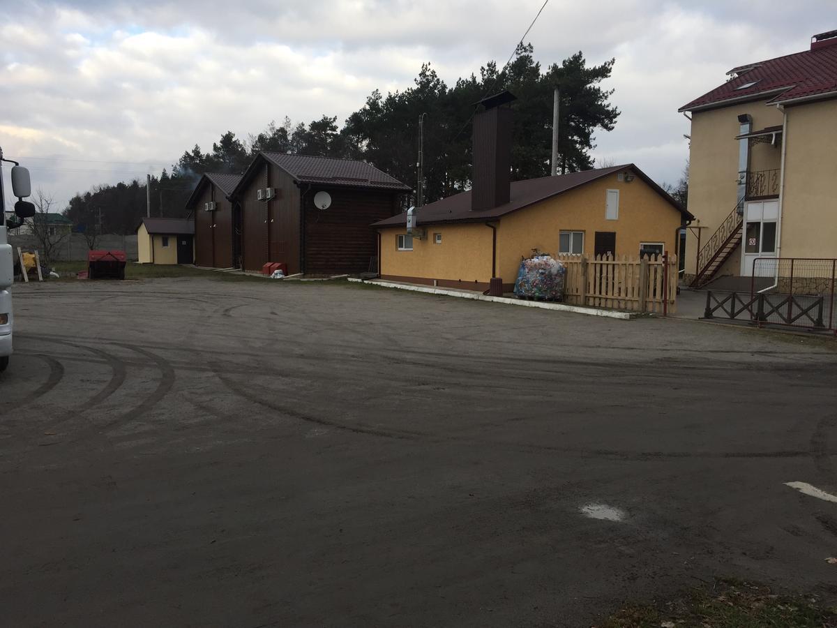Podilskii Dvir Yakushintsy Екстериор снимка